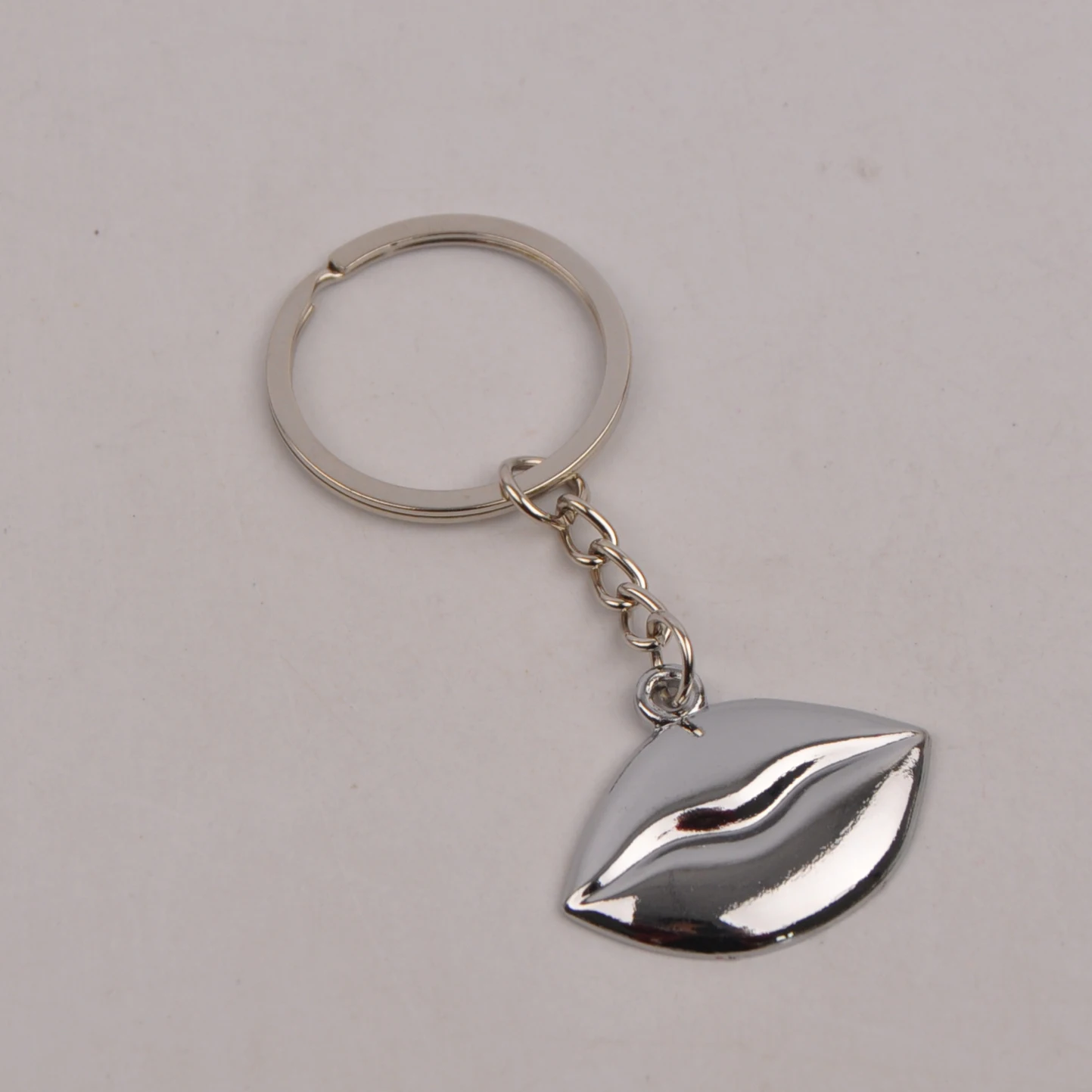 

100Pcs Lip Key chains