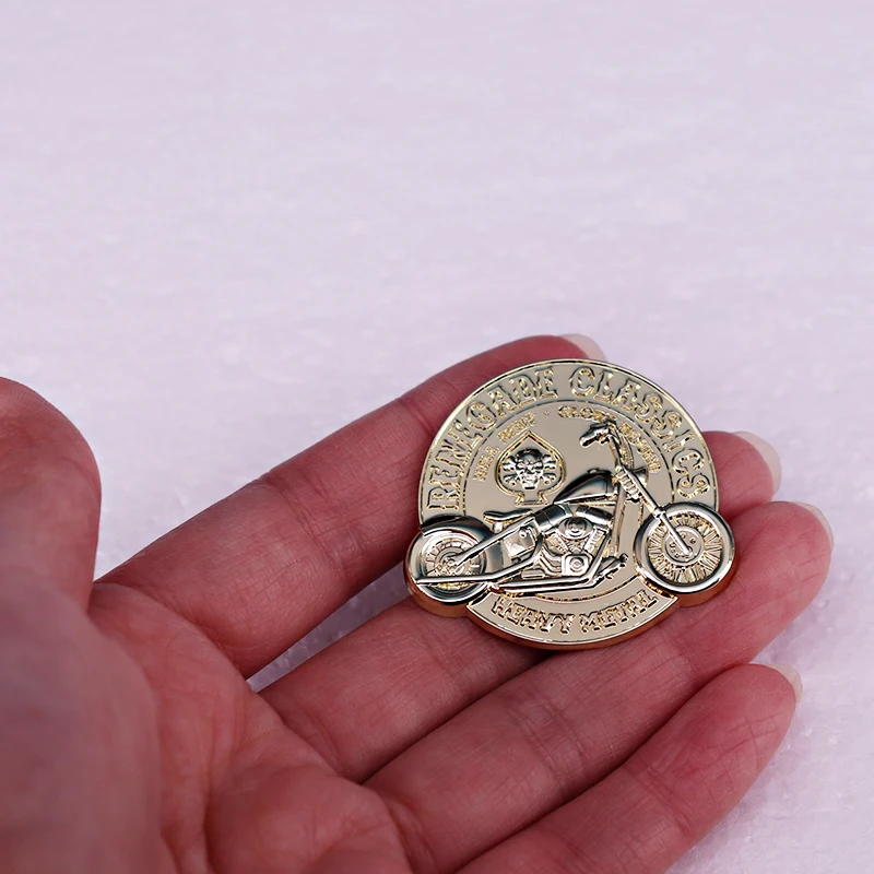 Classic chopper brooch detail