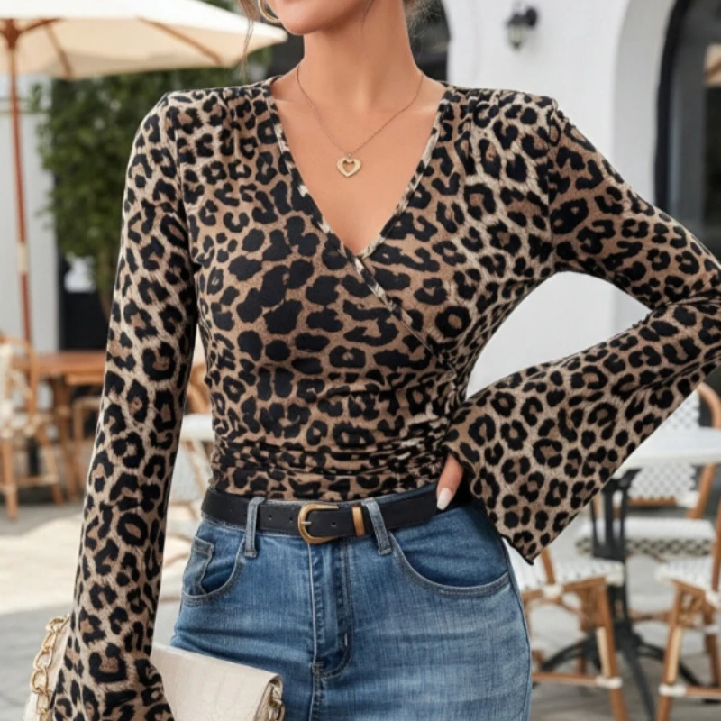 Elegant New Fashion Spring and Summer Women's V-neck Leopard Print Flared Long Sleeve T-shirt Sexy Slim Women's Casual Top