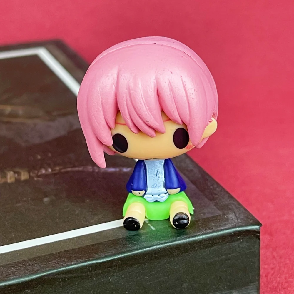 Charming Quintessential Quintuplets Anime Figurine - Nino & Ichika Desk Decoration & Gift
