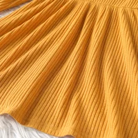 Robe à manches longues côtelée unie à col roulé pour petite fille 4