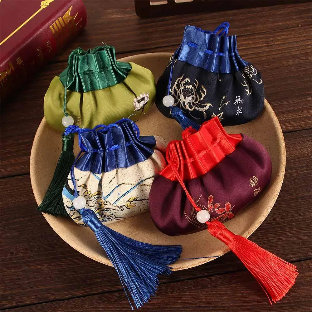 

Retro Ancient Style Brocade Hanging spike Woman Hanfu Accessories Embroidery Sachet Pendant Portable Empty Bag Chinese Gift