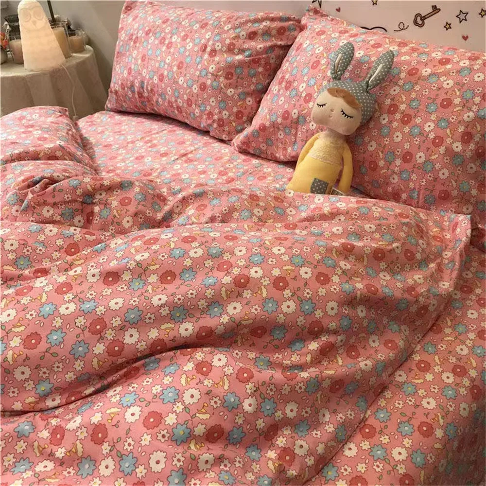 

Small floral girl fresh bedding four-piece set, duvet cover, bed sheet, student three-piece set