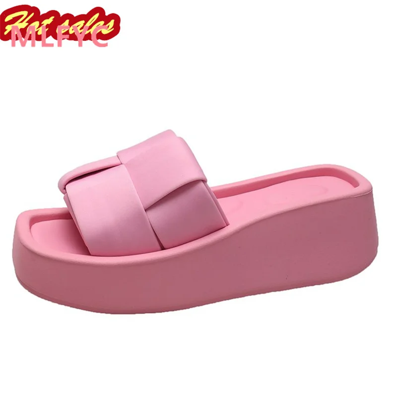 Slippers for women, fashionable for outdoor wear, new summer style thick bottomed one line slipper, color sandal for women