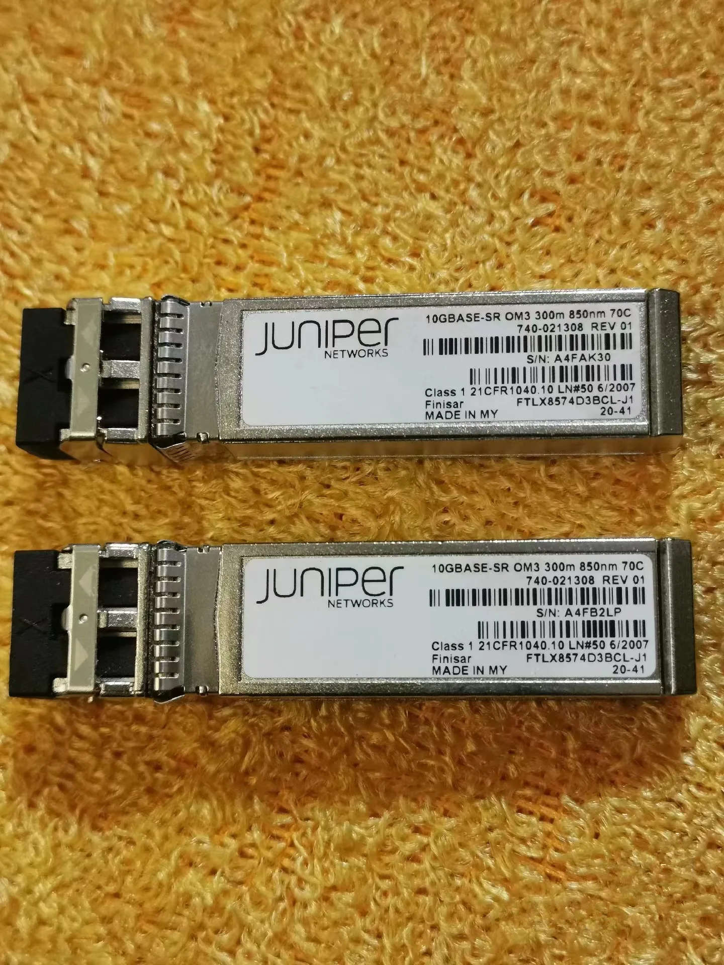 

Juniper 10GB Optical Fiber Module/FTLX8574D3BCL-J1 10GBASE-SR OM3 300M 70C 740-021308/Juniper 10G SFP Networks Transceiver