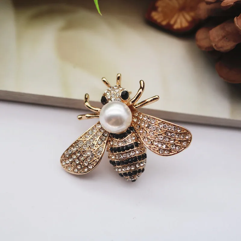 Buy ZCtron Animal Brooch Insect Bird Brooches Pearl Rhinestone Crystal Brooch 18k Gold-Plated Lapel Pins Jewelry Gifts Birthday Gifts For Women Men Online In UAE