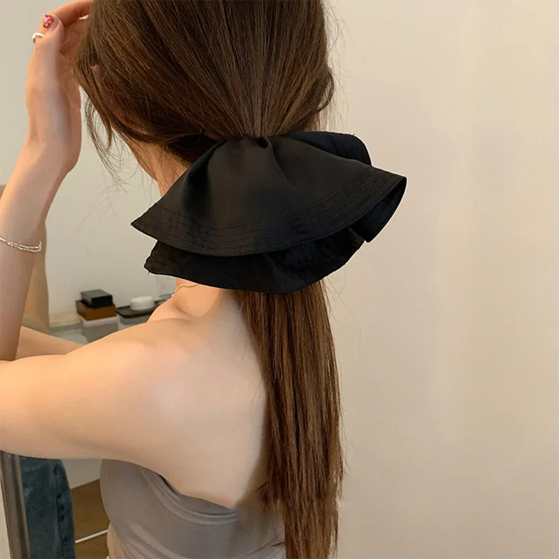 Elegant Black Pleated Fabric Hair Ties - Fashionable Scrunchies