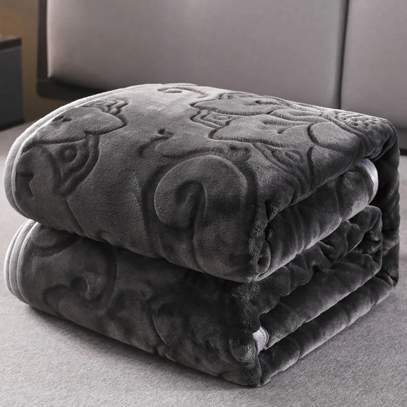 

Solid Soft Warm Velvet Blanket Autumn Winter Warm Couch Bed Throw Blanket Home Decor Flower Bedding Bedspread Blanket