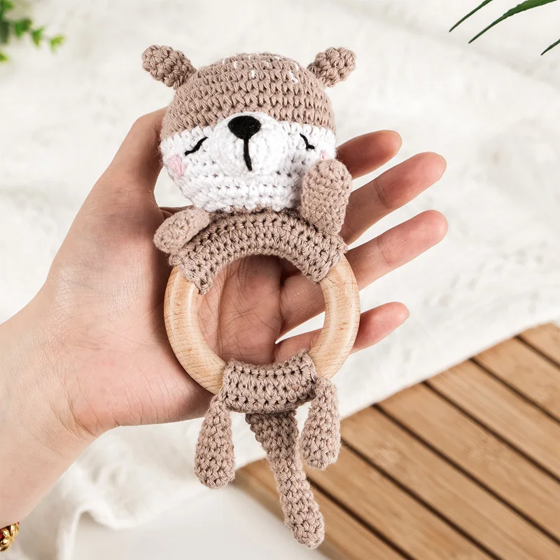 1Pc Baby Rattle Wooden Teether Music Ring Crochet Animal Otter Music Rattles Soother Bracelet Toddler Toys Baby Teething Gifts 5