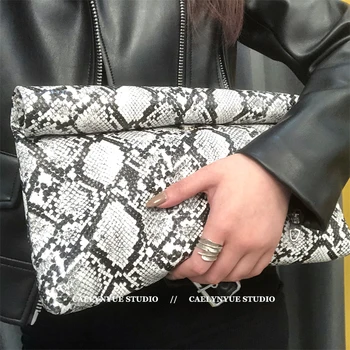 Pochette da sera da donna alla moda Borsa da giorno con stampa serpente per feste Borsa da donna in pelle PU
