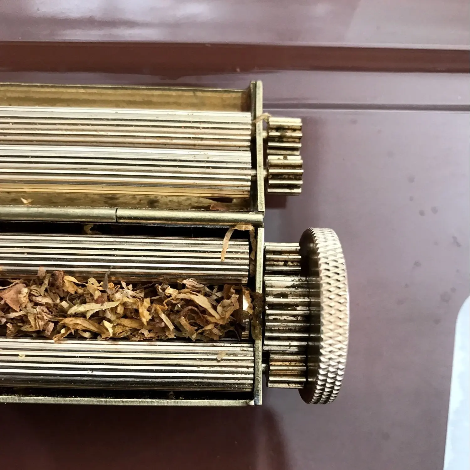 Bricolaje – Máquinas caseras para liar cigarrillos – antiguedadesmecanicas