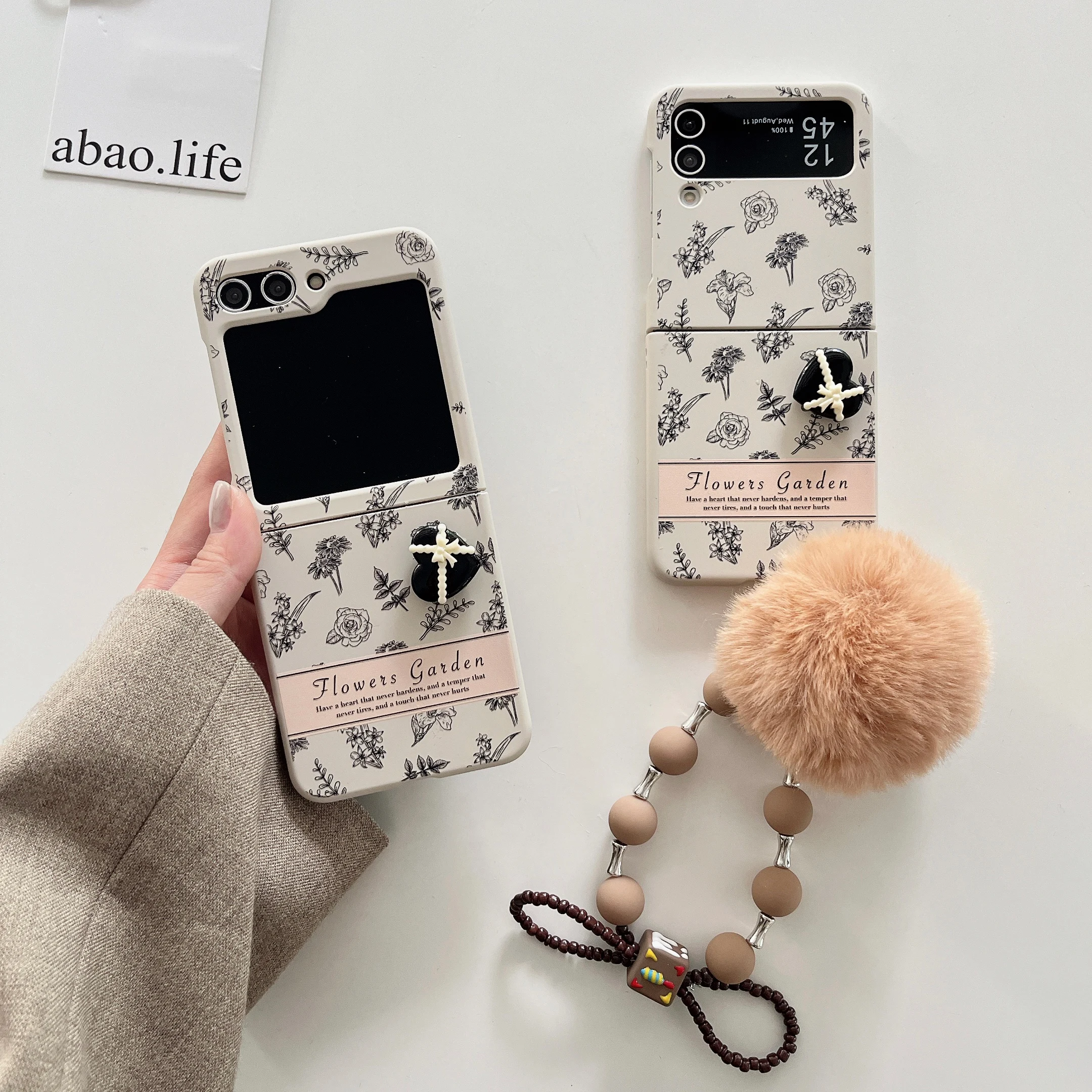 Vintage Flowers Garden Peluche Hairball Chain Bracciale Hard Pc Custodia Antiurto Per Samsung Galaxy Z Flip 5 4 3 Cover Posteriore