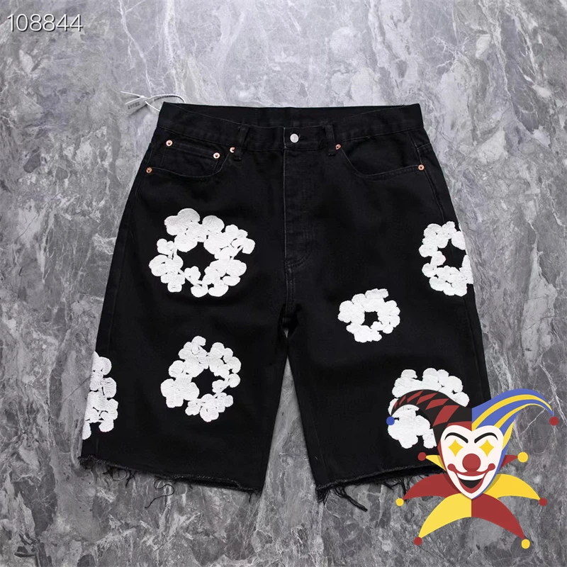 

Embroidered Kapok Denim Jeans Washed Shorts Men Women Vintage Kanye Shorts