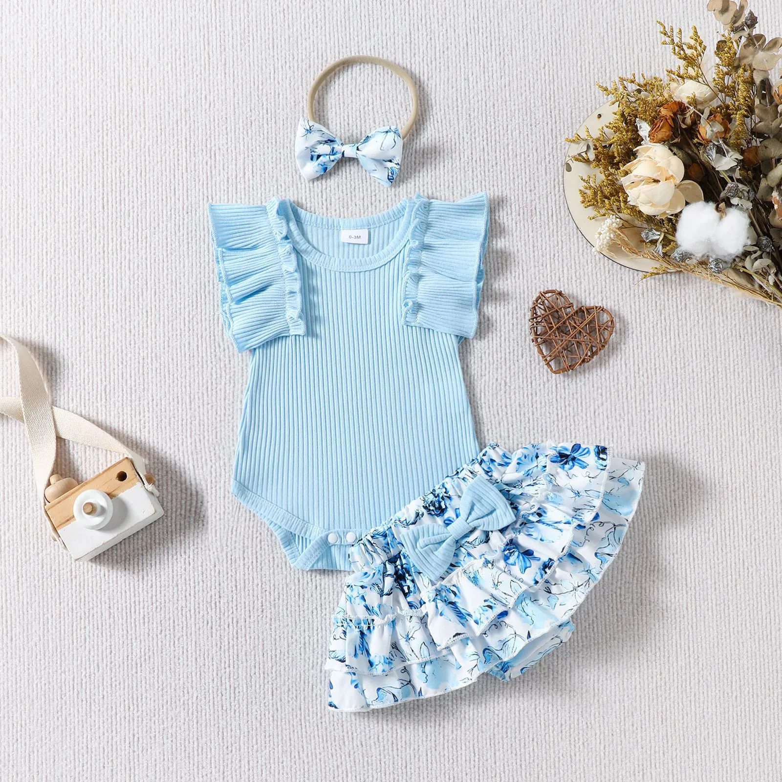 

0-18 Months Newborn Baby Girls Clothes Sets 3pcs Ruffles Short Sleeve Romper Floral Shorts Headband Summer Infant Baby Clothing