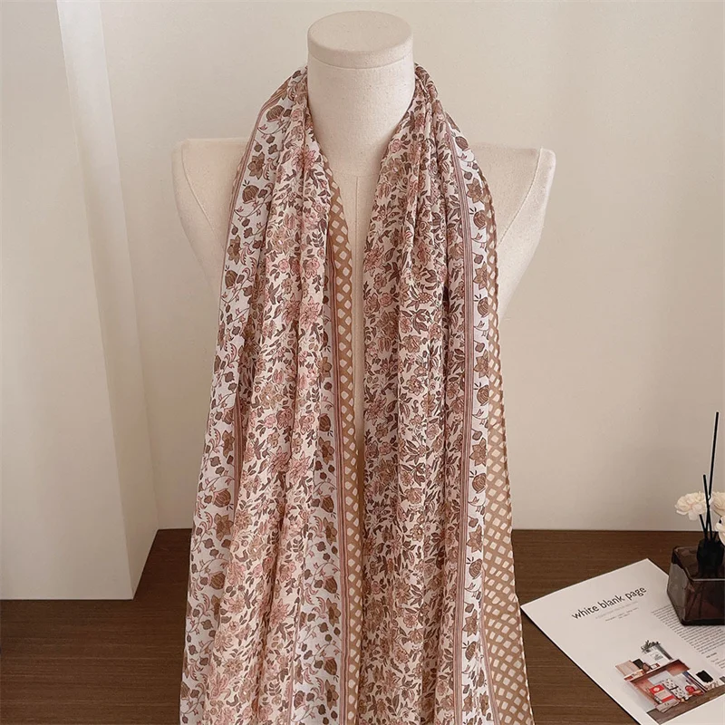 Böhmische Mode Blumen kette Quaste Viskose Schal Schal Dame hochwertige Wickel Pashmina gestohlen Bufandas muslimischen Hijab 180*90cm – Detail 18