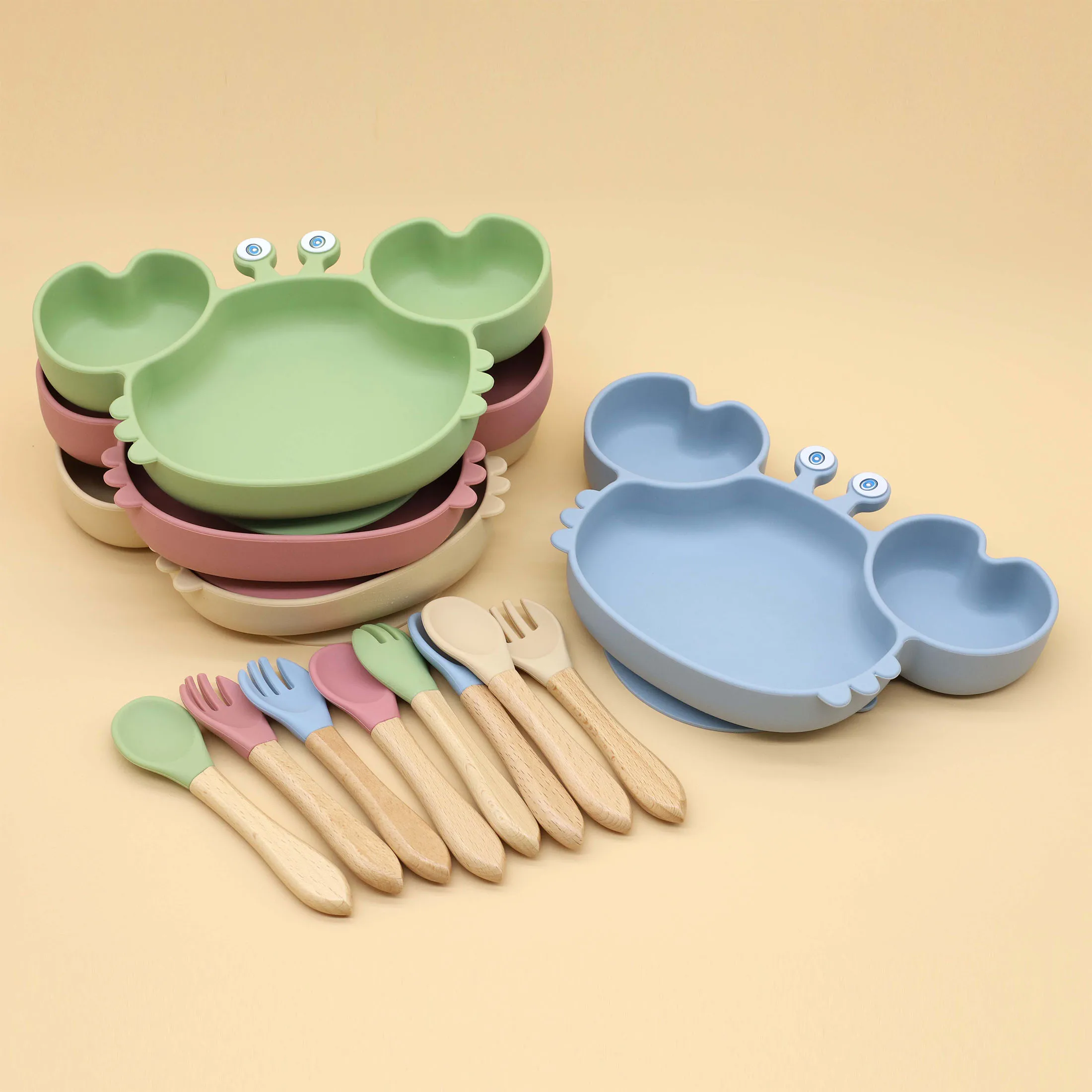 Silicone Dining Plate Baby Tableware Set Divided Dinner Plate Cartoon Crab with Strong Suction Power