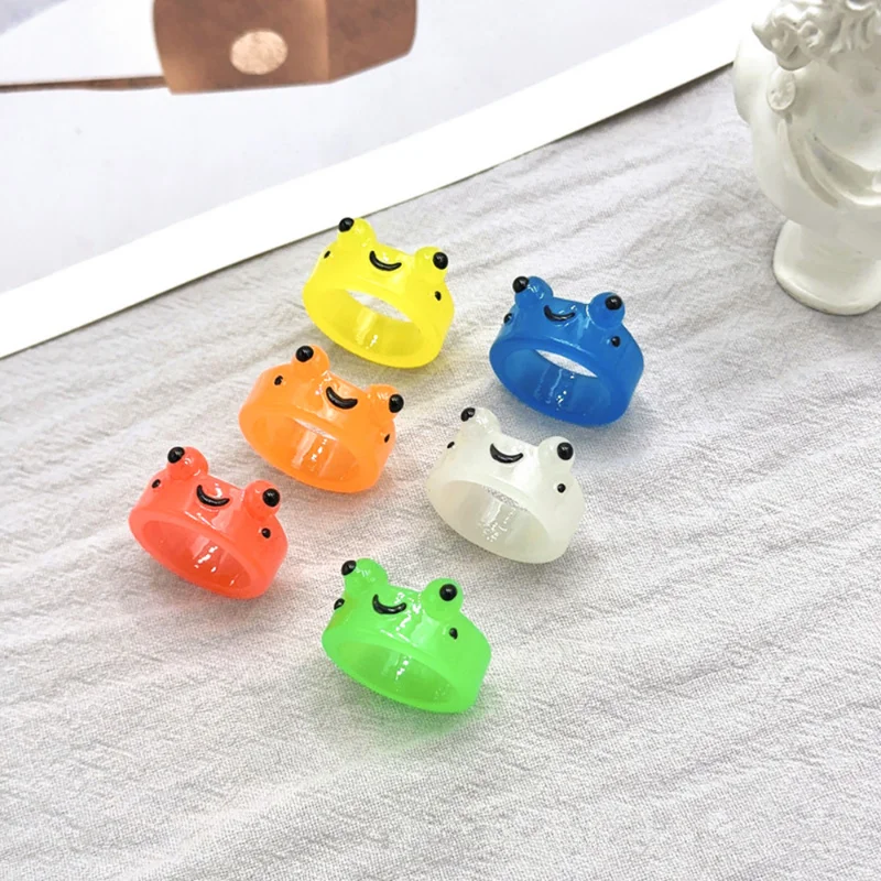 Glow Frog Resin Ring Colorful Personality Animal Cartoon Finger Ring Cute Animal Aesthetic Rings Couple Rings Girlfrend Gift