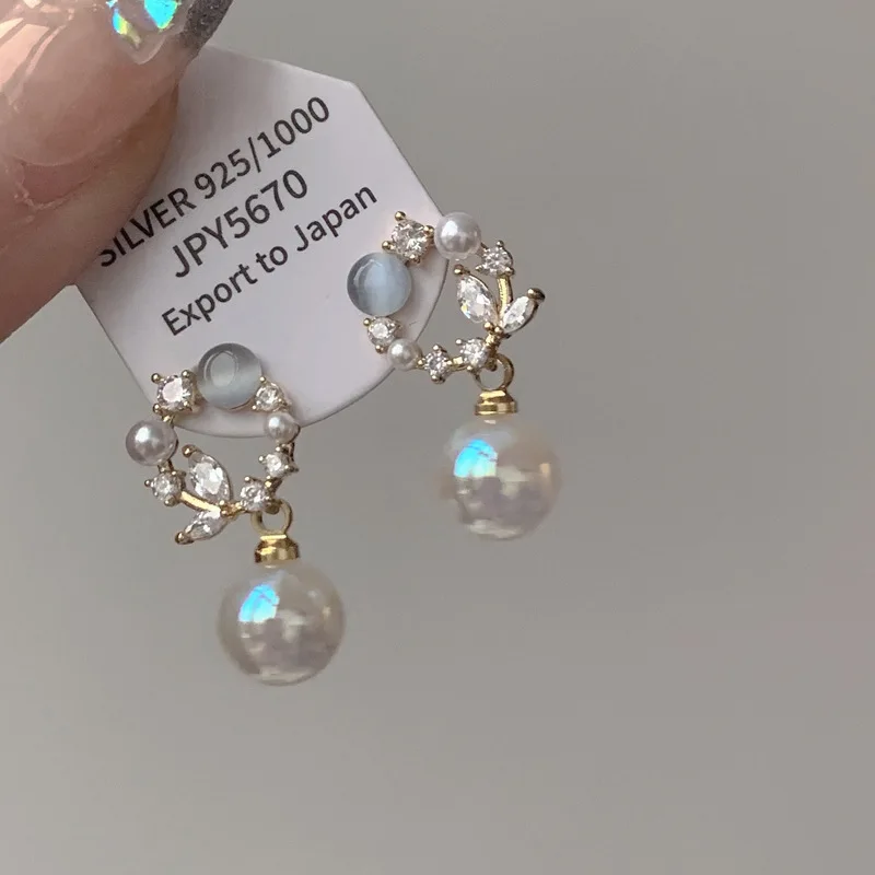 

Flower Shape Big Imitation Pearl Dangle Earrings for Women Fashion Zircon Earring Exquisite Bridal Wedding Jewelry