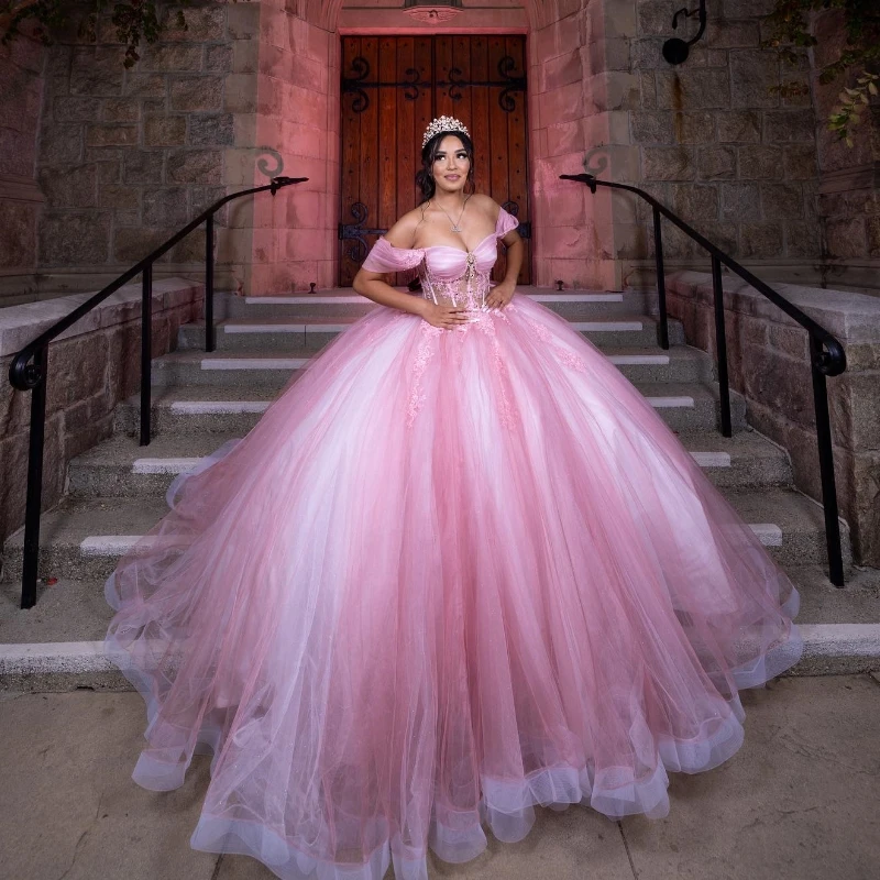 

Pink Off Shoulder Ball Gown Quinceanera Dresses Beading Crystal Appliques Tull Sweet 16 15 Birthday Dress Vestido De 15 Anos