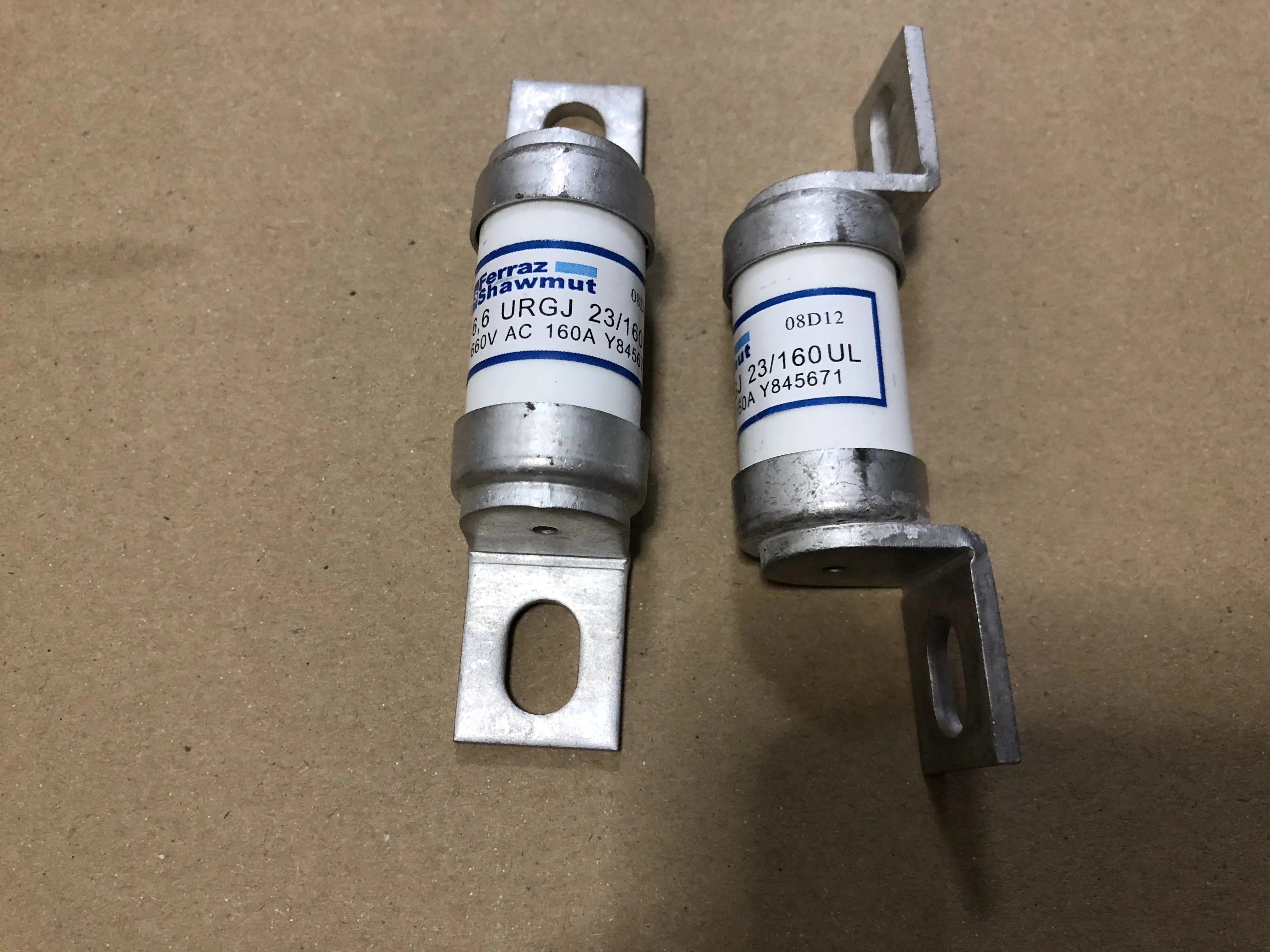 

New Fuses Module 6.6URGJ 23/160UL 160A 660V