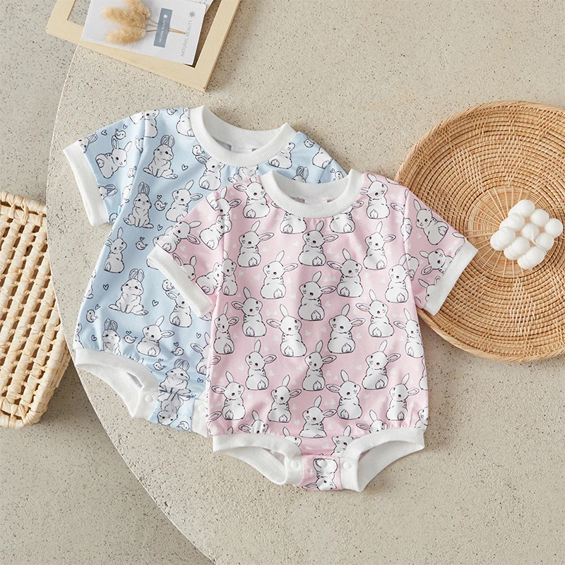 

Детский комбинезон с коротким рукавом, с круглым вырезом и принтом кролика