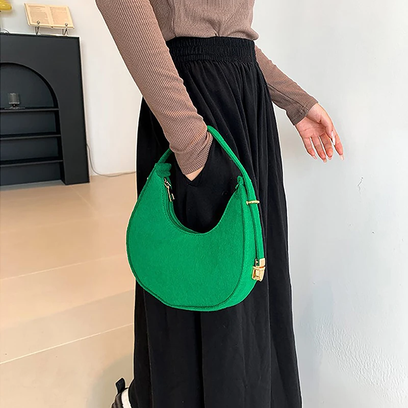 Fashion Solid Color Shoulder Bag Casual Texture Fashion One Shoulder French Niche Crescent Shape Felt Underarm Bag Dumpling Bag