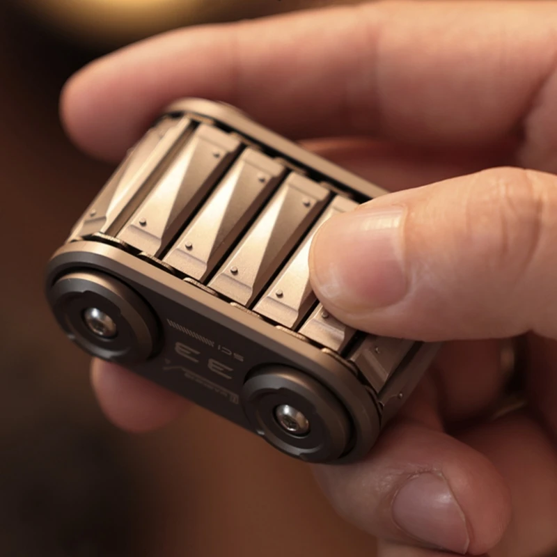 Tank Roller EDC Fidget Spinner Transparent PC Metal Ratchet Decompression Push Slider Toy Anxiety Stress Relief Fingertip Gyro