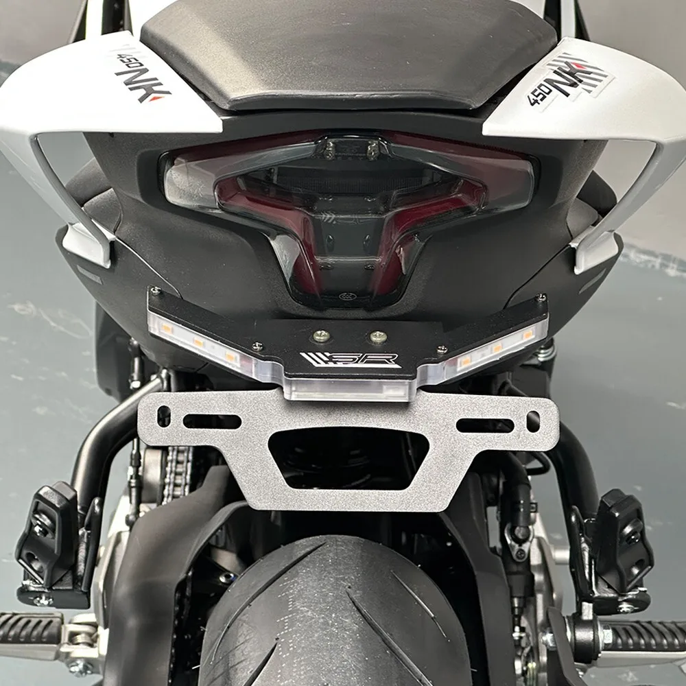 CFMOTO 450SR/SRS/SS/NK 300SR 테일 타이디 번호판 홀더 LED 신호등 오토바이 번호판 거치대