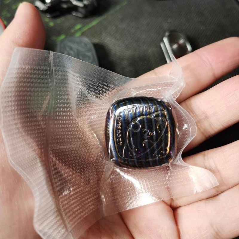 

Second-Hand out-of-Print EDC Steal Sister XXS Push Brand Zirconium Horse Material Brand New Unopened