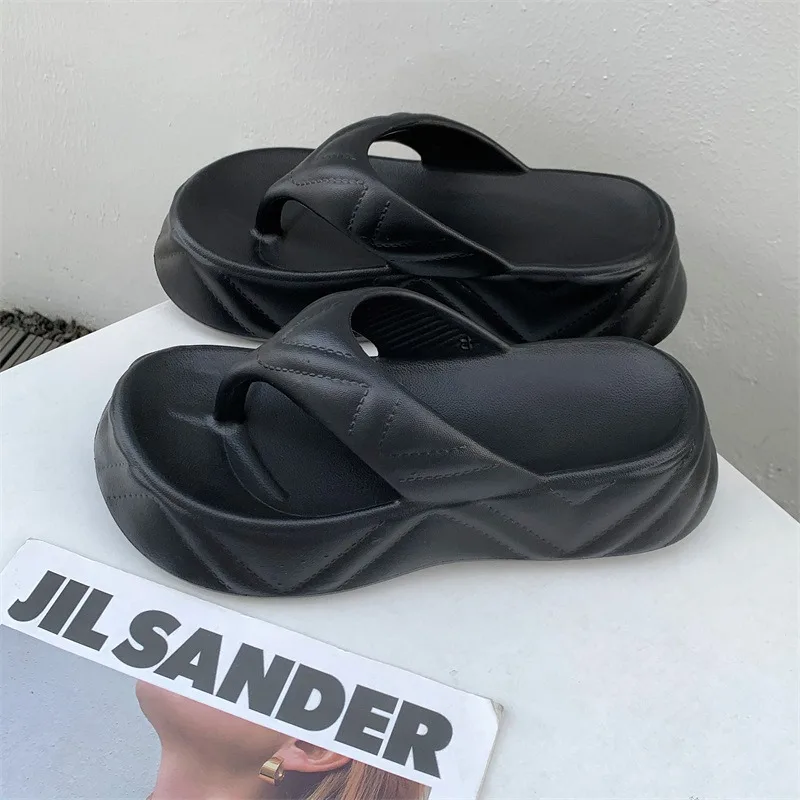thumbnail image 4 of Chanclas de verano para mujer, moda retro, suela gruesa, antideslizantes, cómodas, suela suave, uso externo, zapatillas de mujer, 4 of 6