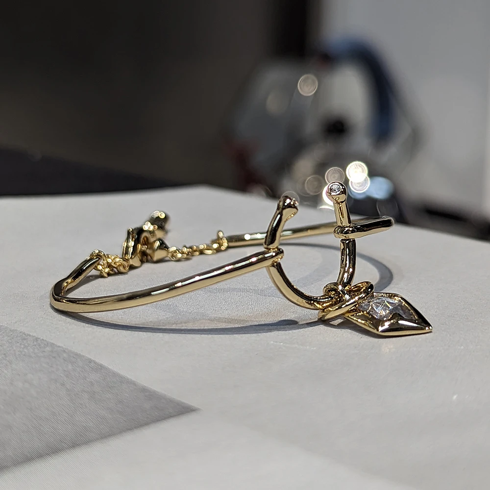 

Amorita boutique Gold color geometric pendant fashion bracelet