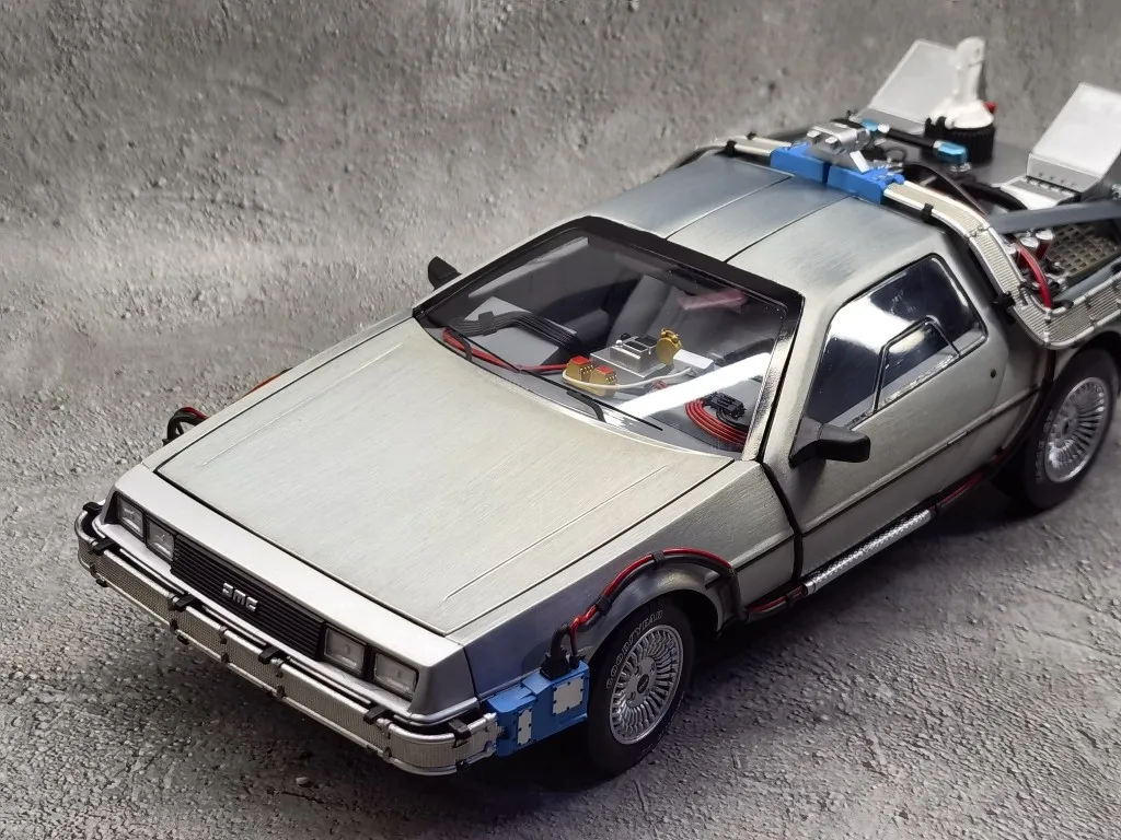 

1:18 Назад в будущее DMC точная версия полностью открытая имитация из сплава Ограниченная серия металлическая статическая модель автомобиля из сплава игрушка подарок
