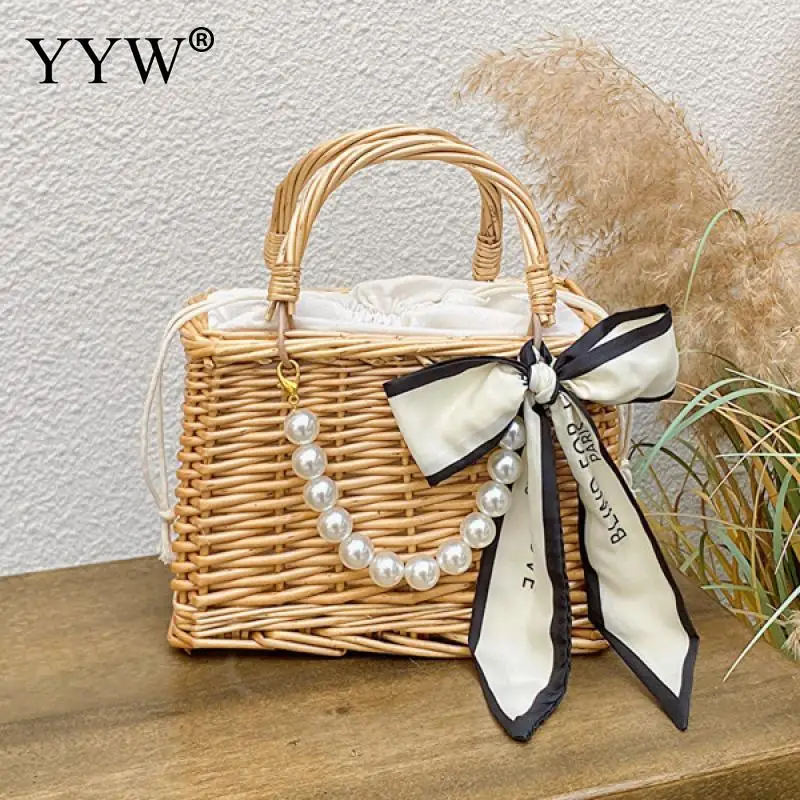 New Straw Basket Bag Handbag Large Capacity Woven Shoulder Bag Rattan BeachBag Bohemia Vacation Lady Tote Travel Woven Bags