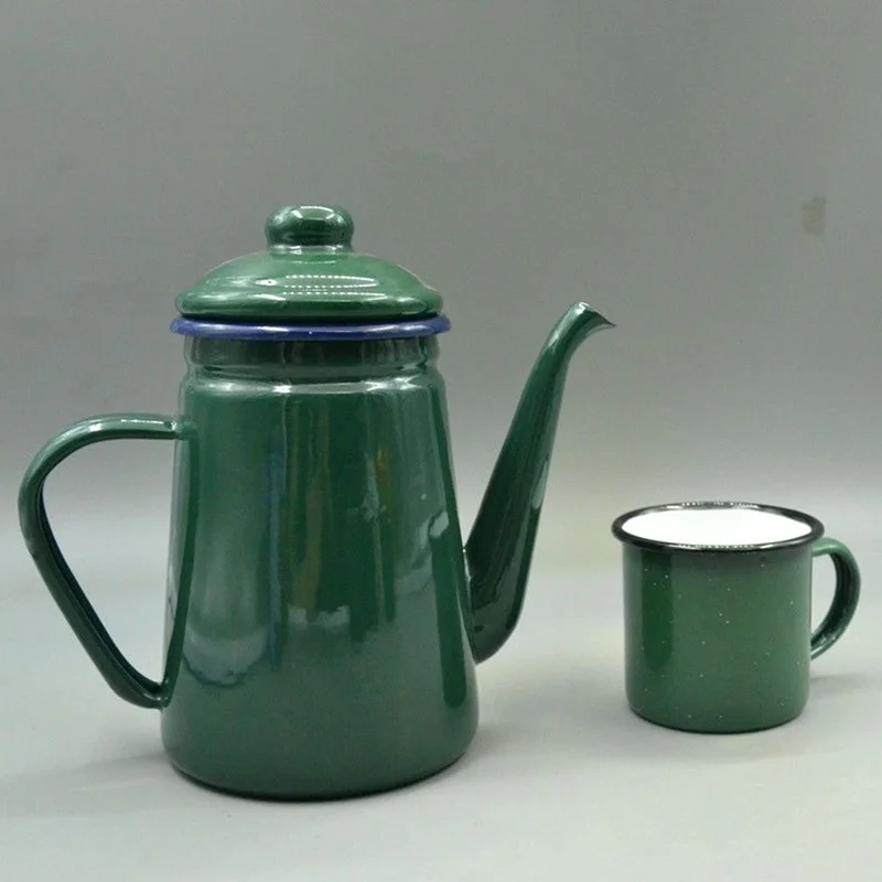 Красный эмалированный кофейник. Чайник кофейник эмалированный алиэкспрес. Эмалированный кофейник falcon. Кофейник эмалированный на валберис. Чайник кофейник эмалированный.