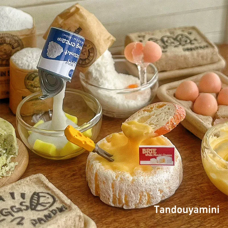 Miniature DIY Kitchen Scene for Dolls - 1:6 1:12