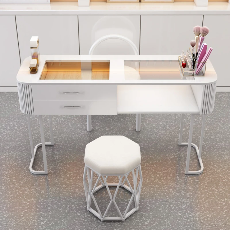 Рисунок 3 - Белый Органайзер