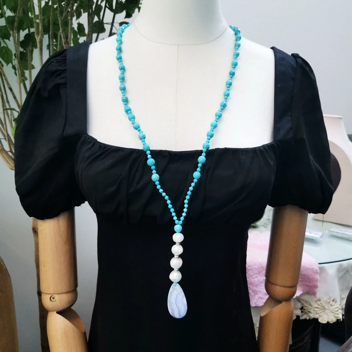 

Lii Ji Real Stone Blue Turquoises Women Necklace Pearl Blue Lace Agates Pendant Necklace 86cm Stock Sale Jewelry