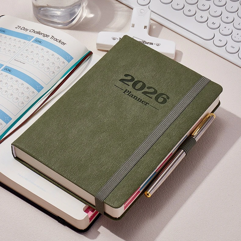 Agenda giornaliera 2026 - Agenda per l'intero anno di 365 giorni con pagine in inglese, taccuino organizer per pianificazione A5 per lavoro e uso personale