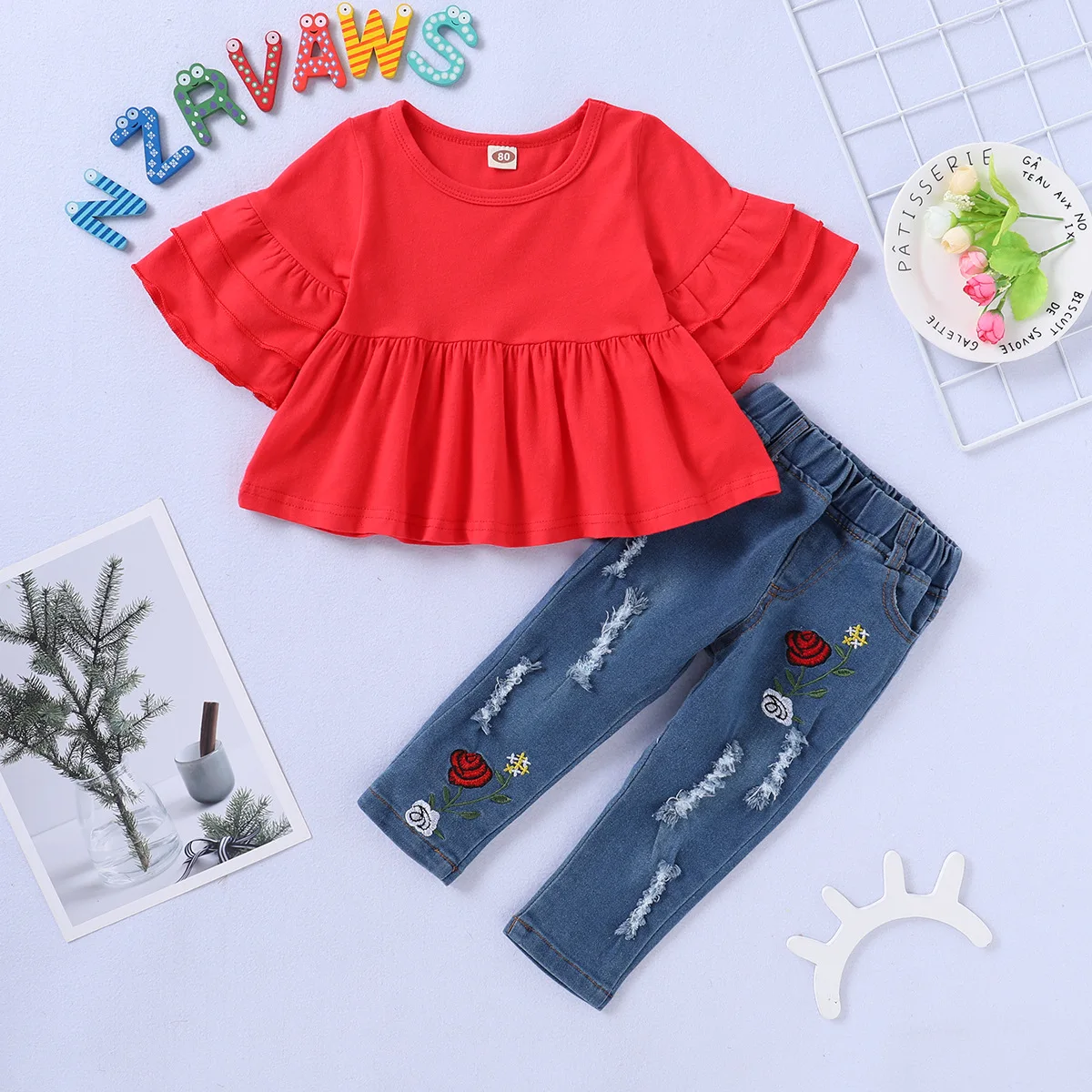 

Lovely Lace Sleeved Red Shirt+Blue Personality Worn-Out Denim Trousers in Summer 2023, Suitable for Baby Girls of 0-18 Months