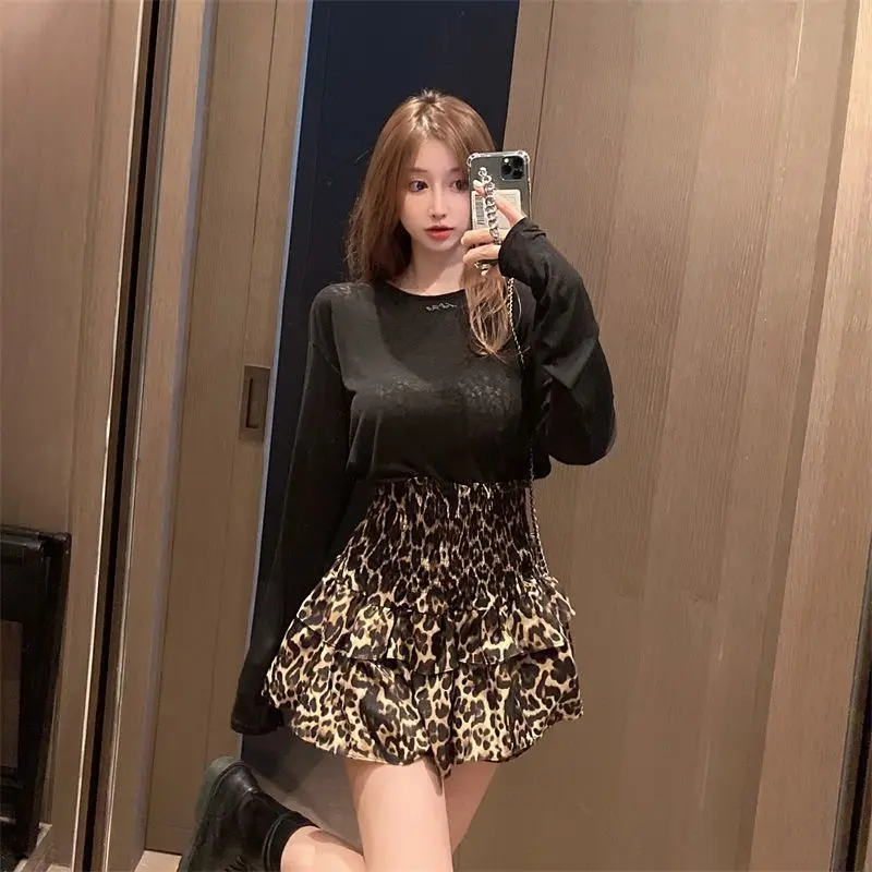 Рисунок 4 - Женская плиссированная мини-юбка