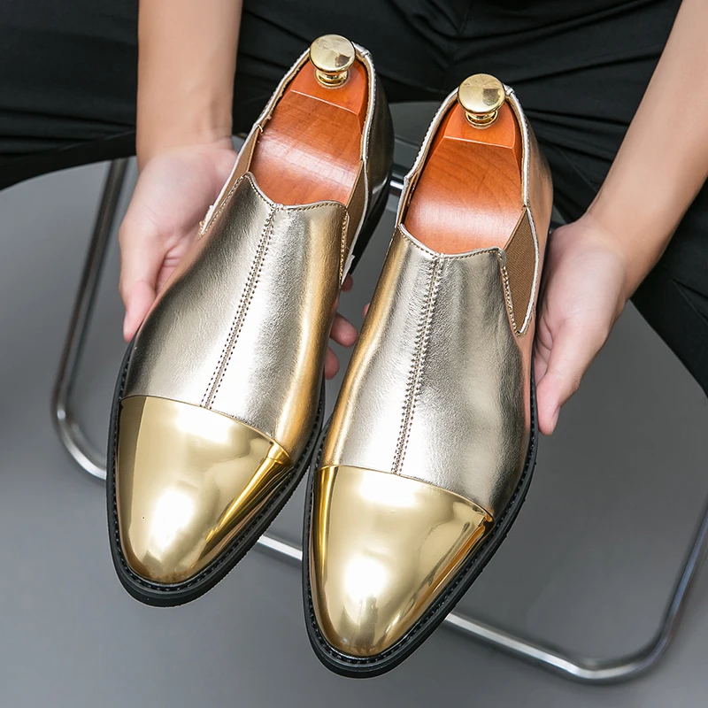 

New British Style Pointed Toe Gold Chelsea Shoes Men Fashion Casual Leather Men's Dress Shoes Brogue Shoes Male Yuppie Size 47