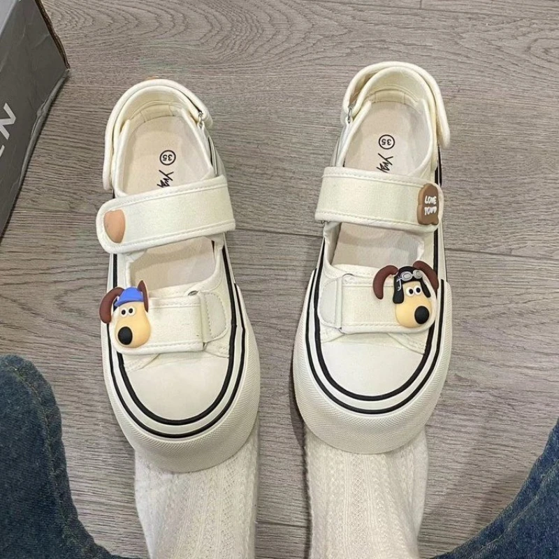 Summer Fashion Hook & Loop Casual Cartoon Shoes Girls Canvas Creamy White Leisure Platform Shoes Harajuku Sneakers Estetiche Donna