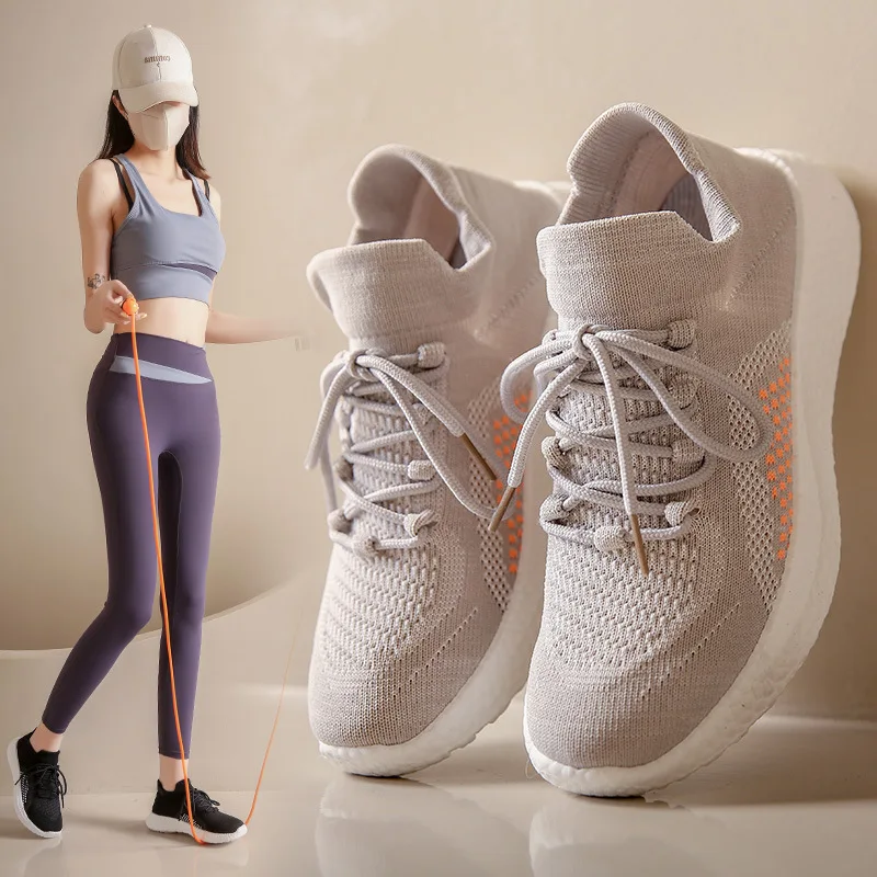 

2024 Summer New Breathable Flying Woven Shoes for Female Lovers Casual Female Platform Running Sneakers for Men