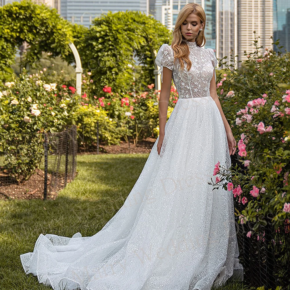 

2024 Exquisite Graceful A Line Women's Wedding Dresses High Neck Short Sleeve Bride Gowns Elegant Shiny Lace فساتين حفلات الزفاف