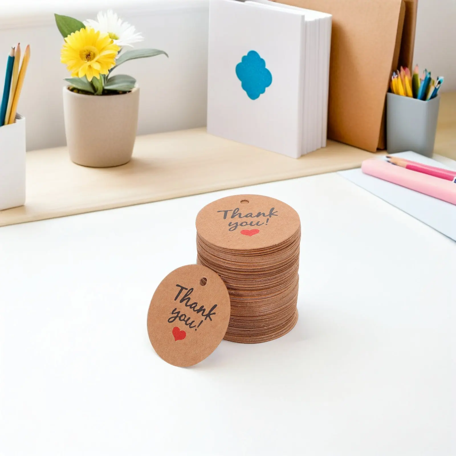 100Pcs 크래프트 종이 교수형 태그 라운드 홀 빈티지 소박한 선물 태그 결혼식 호의 생일 크리스마스 컵케익 토퍼 메이슨
