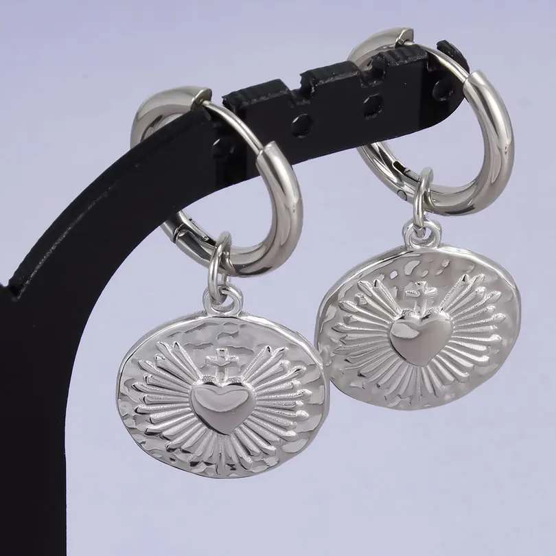 1 paar Silber Farbe Liebe Herz Bowknot Charme Ohrring Edelstahl Hoops Ohrringe Für Frauen Männer Zubehör Sonnenblumen Schmuck – Detail 5