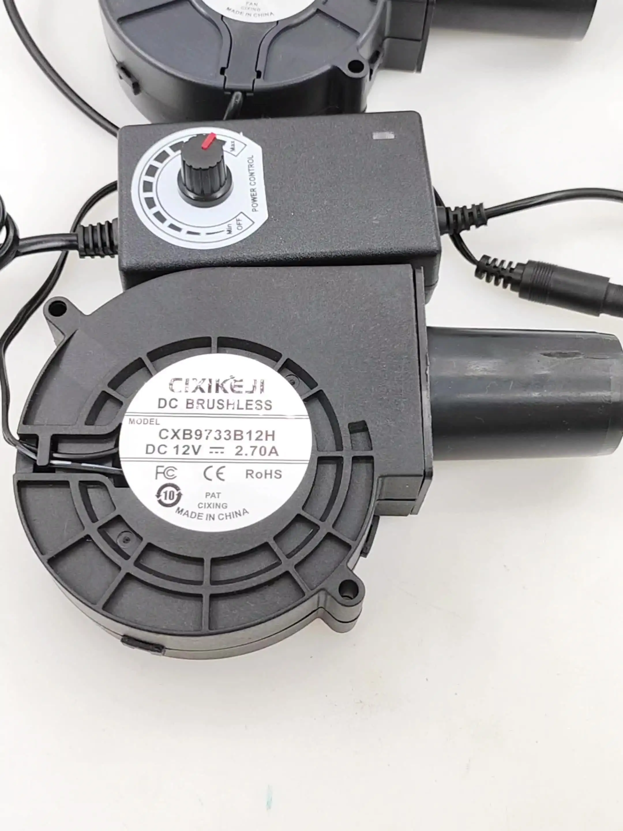 4UMOR Ultra-Quiet Fan 20 dB with Remote Control, 2772 m³/h, Standing