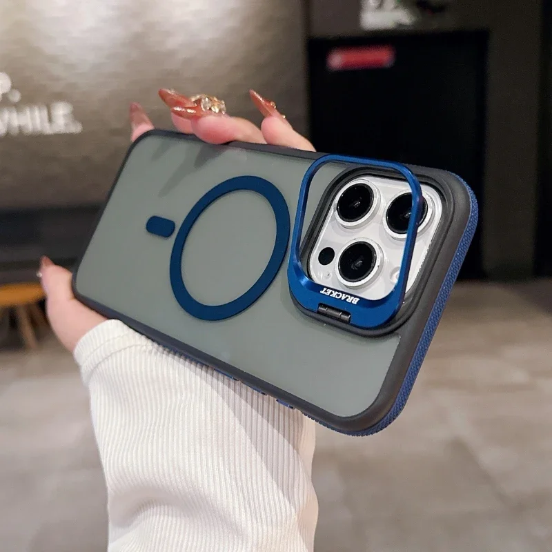 Double Color Magnetic Stand Translucent Fashion Case with Splice Matte Finish