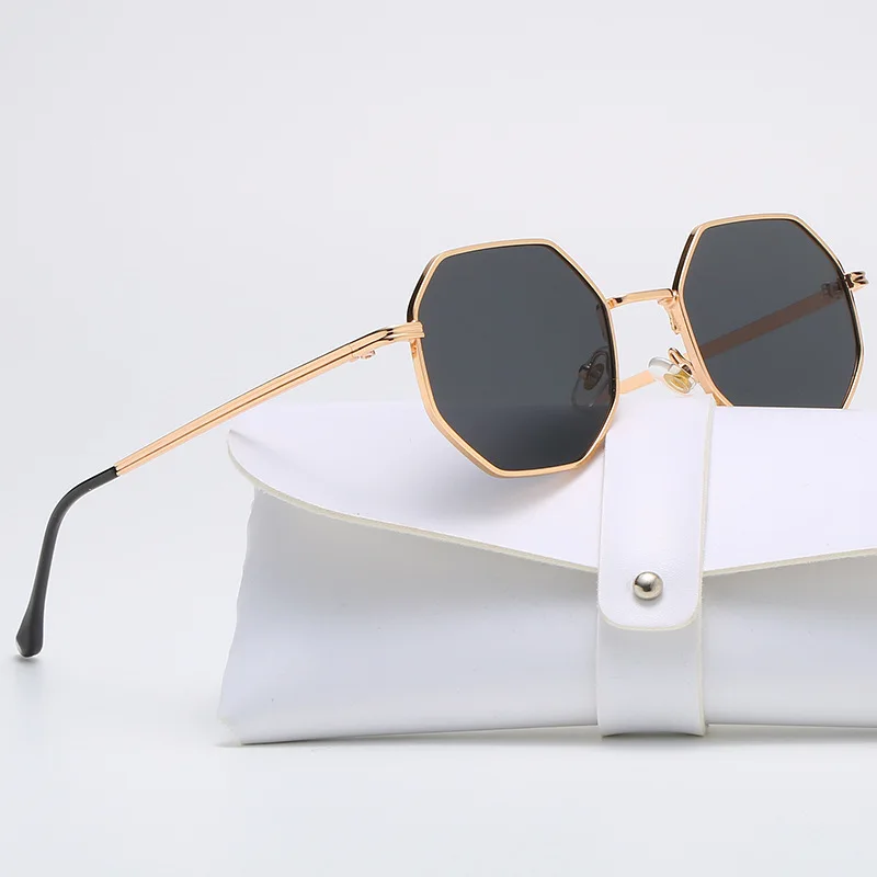 

Очки солнцезащитные поляризационные Uv400 женские, модные дизайнерские Классические Солнечные, в металлической оправе, в стиле ретро, для вождения и путешествий, 2023