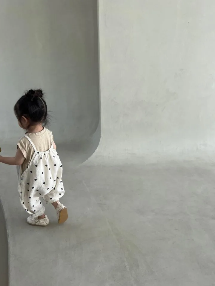 2025 Summer New Girls Loose Overalls Versatile Kids Sling Trouser Baby Dot Print Jumpsuit Toddler Casual Pants Children Clothes